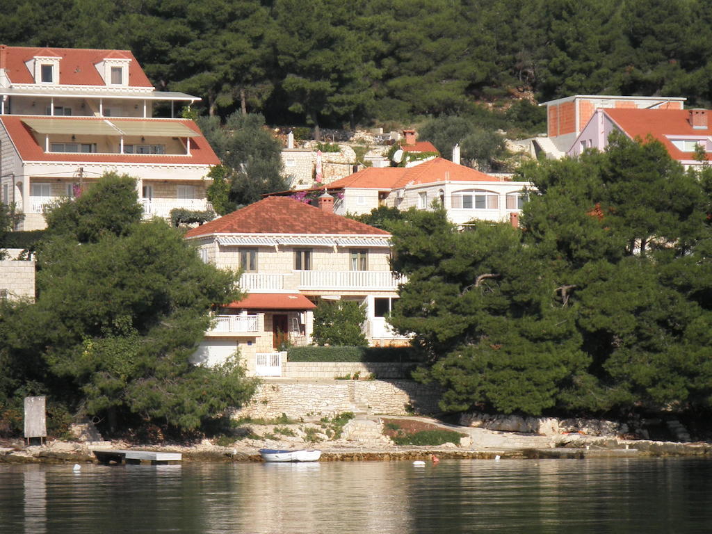 Apartments Holiday Lumbarda Pokoj fotografie