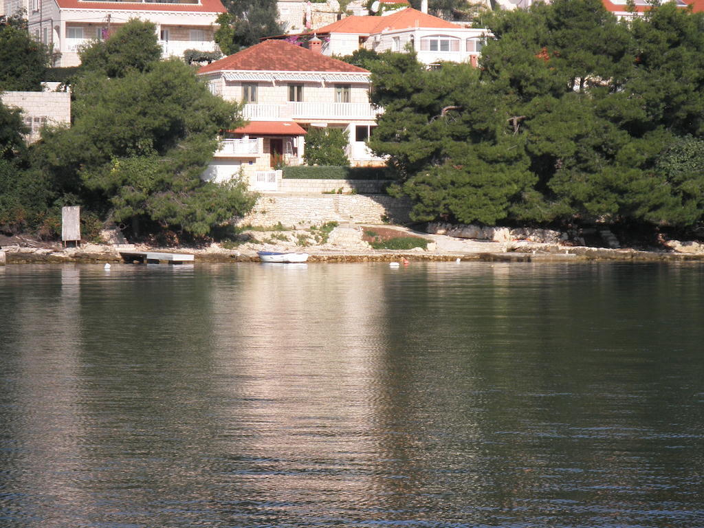 Apartments Holiday Lumbarda Exteriér fotografie